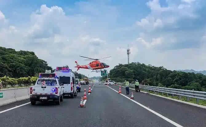 温宿高速公路汽车救援案例
